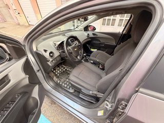 Chevrolet Aveo 2012
