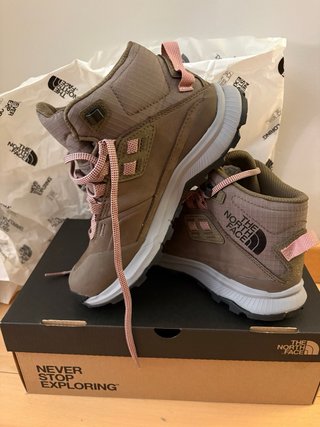 Botas The North Face Marrones y Rosas