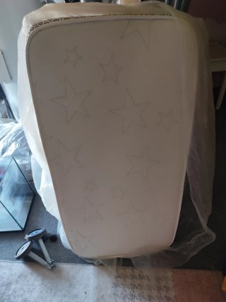 Colchón cuna estrellas poco uso 120x60
