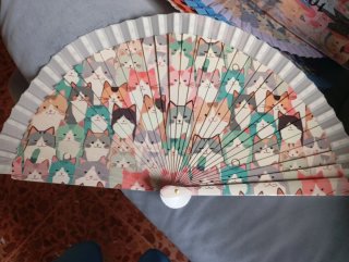 Abanicos con estampado de gatos. Varios modelos