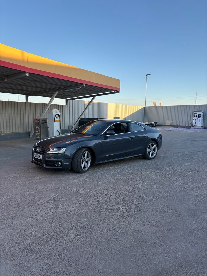 Audi A5 2009 - foto 1