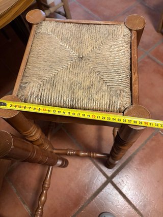 Taburetes de madera y mimbre (2 unidades)