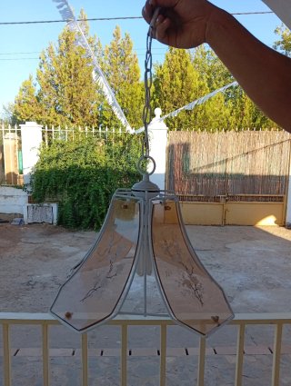 Lámpara colgante de cristal y metal