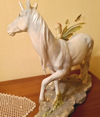 Figura Hada y Unicornio
