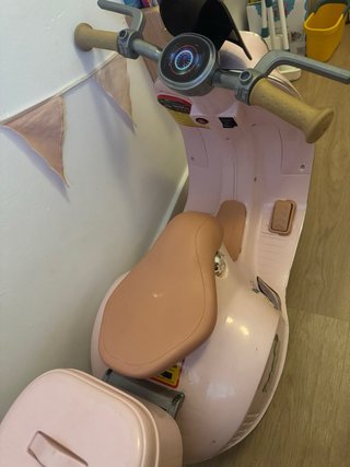 Moto Eléctrica Scooter Rosa Infantil