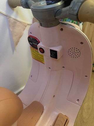 Moto Eléctrica Scooter Rosa Infantil