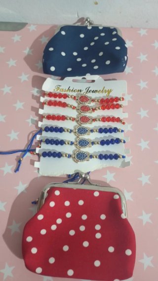 Pulseritas rojas y turquesa a un euro y a dos