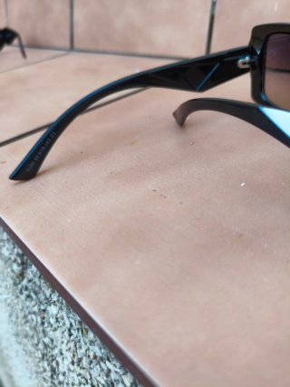 Gafas de sol Prada negras