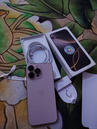 iPhone 14 Pro Morado