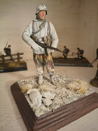Militaria Figura militar Wehrmacht escala 1:16