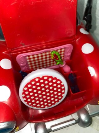 Coche Minnie Mouse