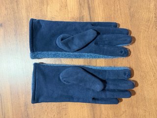 Gorro y guantes de invierno