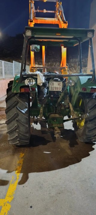 Tractor John Deere 1840