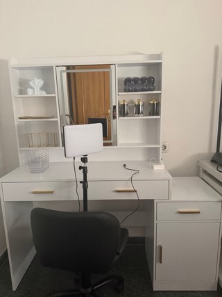 Tocador maquillaje + silla + accesorios