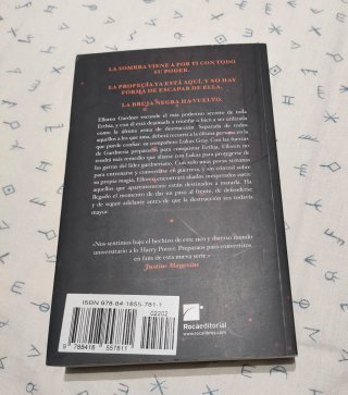 La bruja negra / The Black Witch