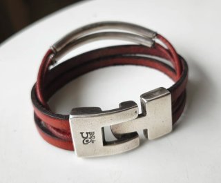 Pulseras Uno de 50