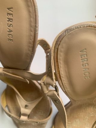 Sandali VERSACE  COLOR CIPRIA