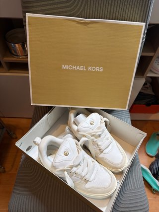 Bambas Michael Kors Blancas y Doradas