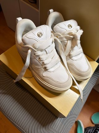Bambas Michael Kors Blancas y Doradas
