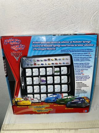 Juego ¿Quién es Quién? Cars 2 Hasbro