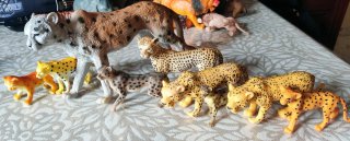 Lote animales de plástico para jugar (110 piezas)
