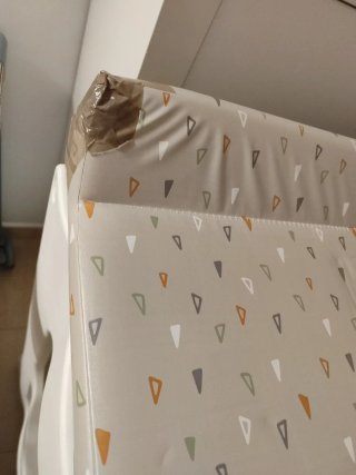 Cambiador bebé Safety 1st con bañera y ruedas