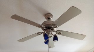 Ventilador de techo con 3 luces