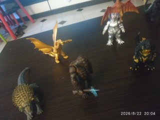 Figuras Godzilla y Monstruos