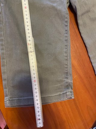 Bermudas grises