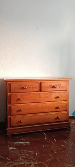 Cómoda de madera 4 cajones