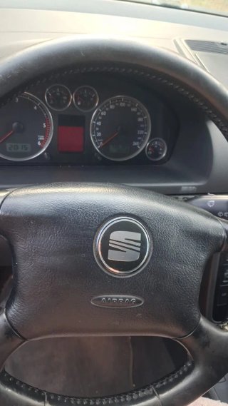 Seat Alhambra 2004