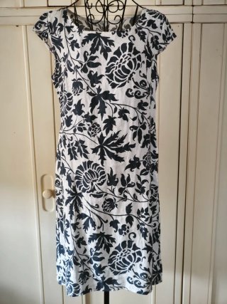 Vestito puro lino bianco e blu tasche laterali