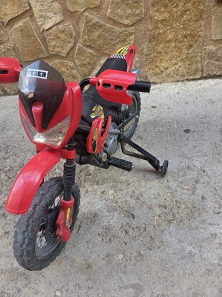 Moto a batería Feber roja