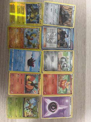 Lote de Cartas Pokémon Variadas