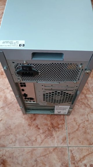 Caja ATX HP Ordenador Torre con fuente