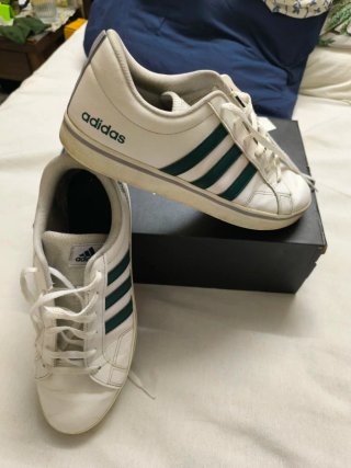 Adidas Blancas Rayas Verdes Talla 45 1/3