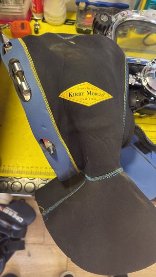 Casco de buceo profesional Kirby Morgan