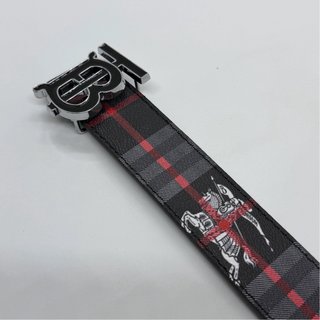 Cinturón estilo Burberry TB Monogram