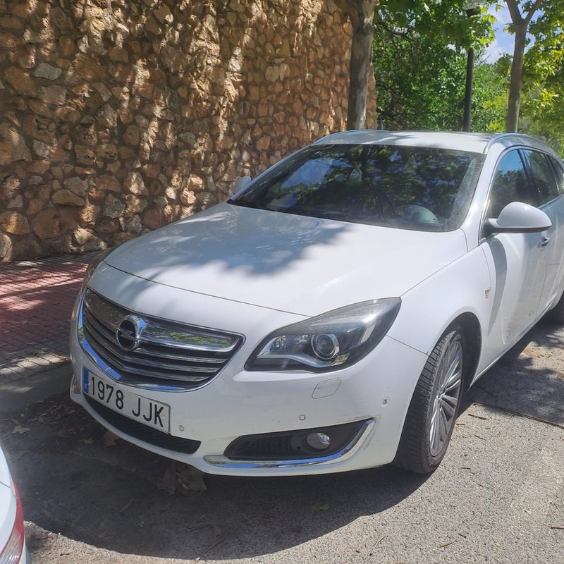 Opel Insignia 2016 - foto 1