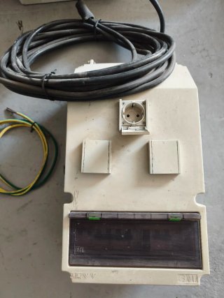 Lote cuadros eléctricos obra y gas