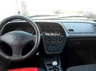 Peugeot 1141075 paragolpes 306 berlina 3/5 puertas