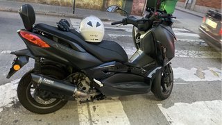 Yamaha XMAX 300 Tech MAX Negra