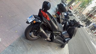 Yamaha XMAX 300 Tech MAX Negra