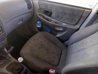 Hyundai Accent Plata 4028 CSD