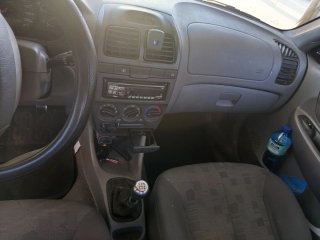 Hyundai Accent Plata 4028 CSD