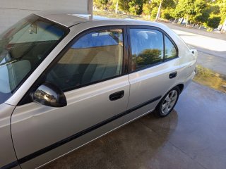 Hyundai Accent Plata 4028 CSD