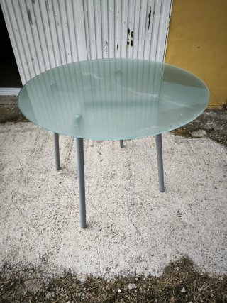 Mesa redonda cristal y metal