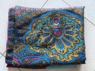 Chal unisex SANTA GALLEGO – gran formato paisley