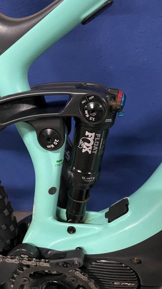 Bianchi T-Tronik FX Type-Pro 2022