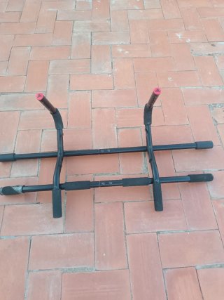 Barra dominadas ajustable
